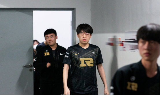 家和地区的 家和地区的