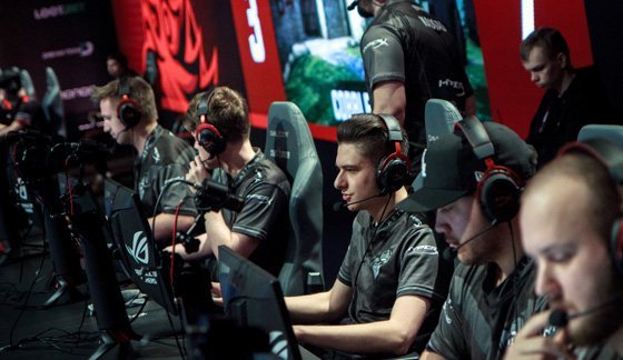 值得年轻球 值得年轻球