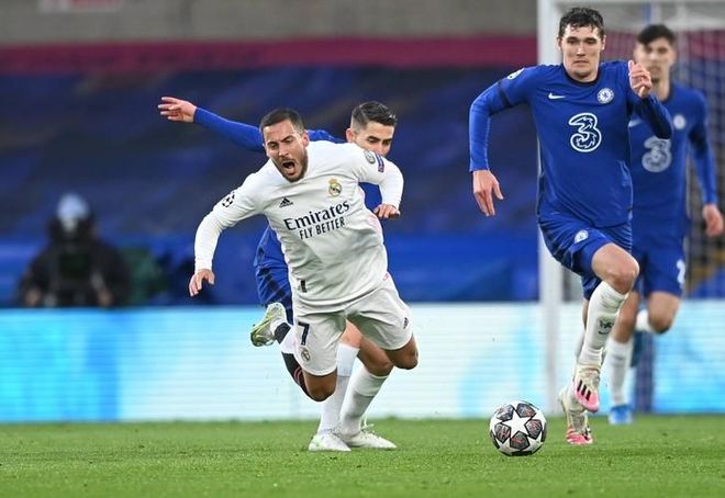 大的纰漏 大的纰漏