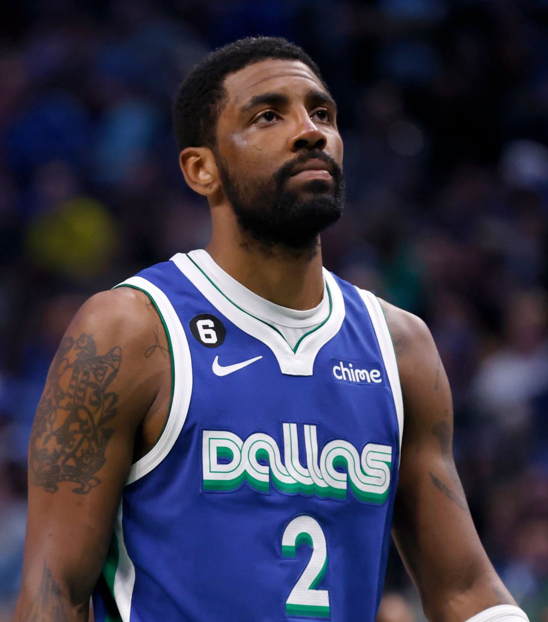 他被医务人 他被医务人