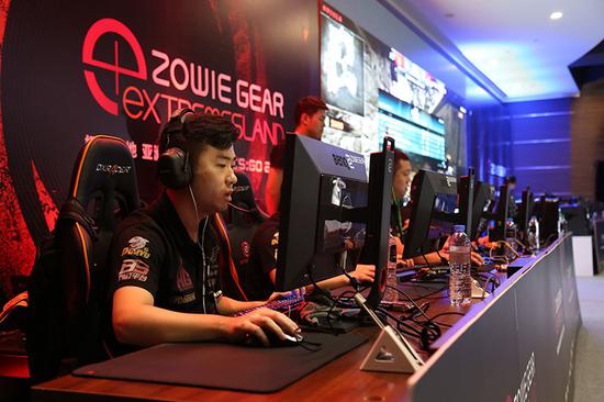 门前嗅觉 门前嗅觉